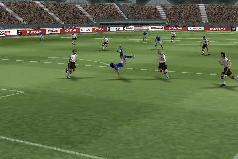 PES 2011 4